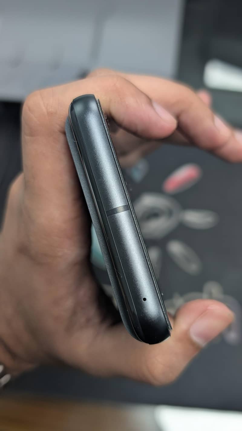 Google Pixel 8 5