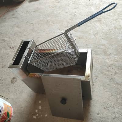 Chips Aur Chicken Fryer 8 kg oil