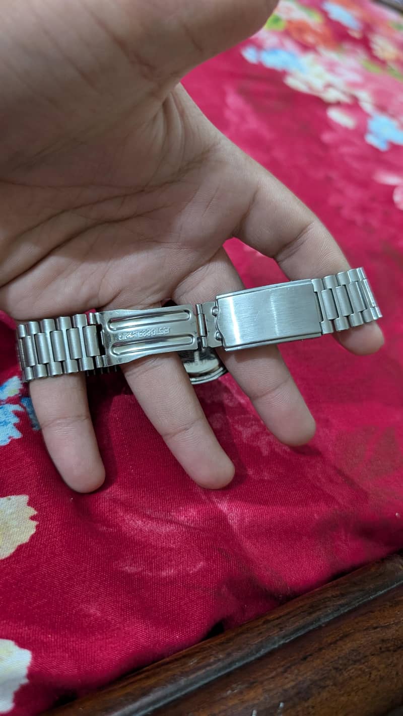 watch 2