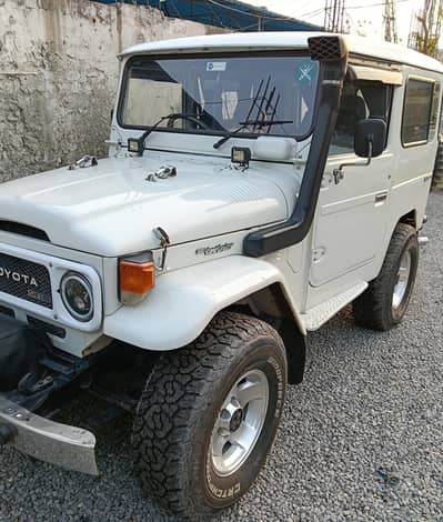 Toyota Land Cruiser 1982