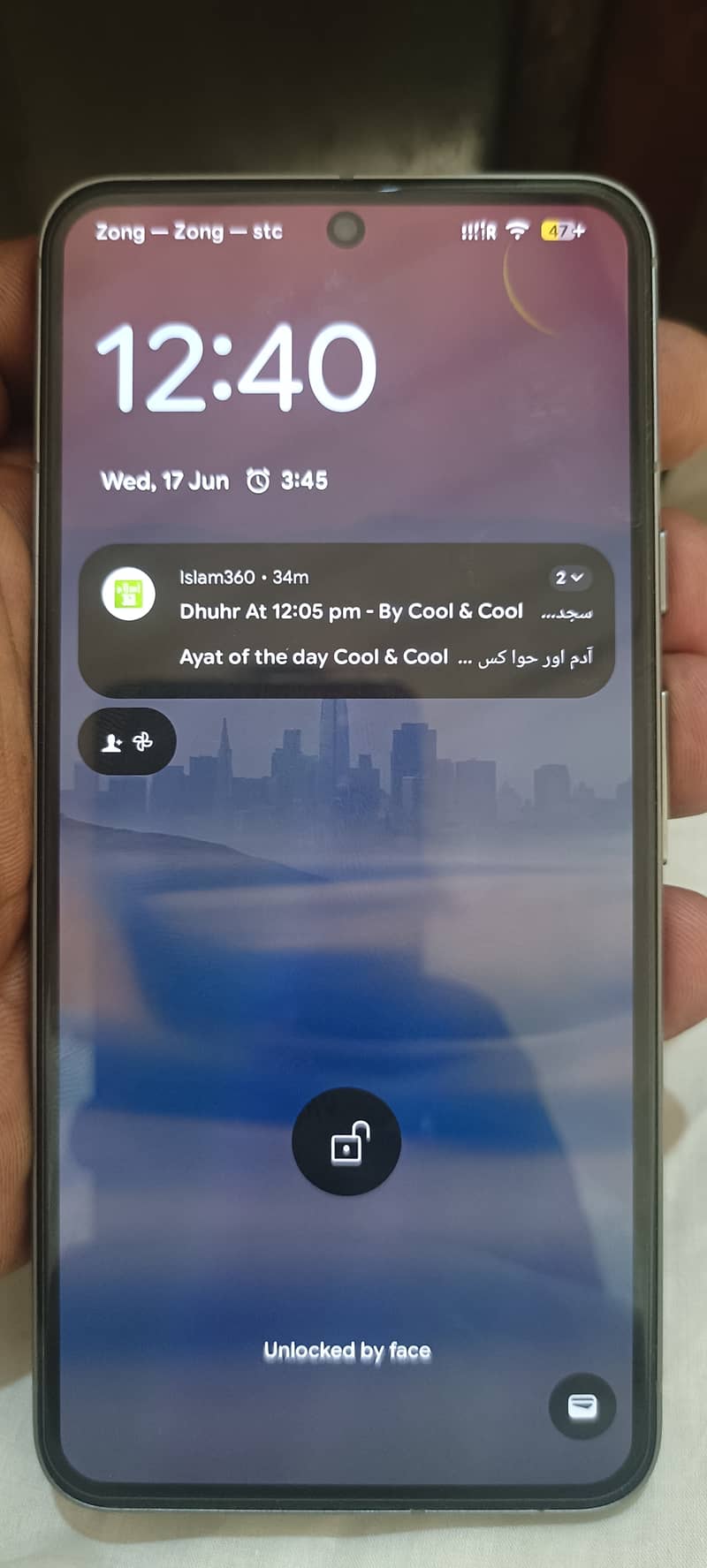 Google Pixel 8 5