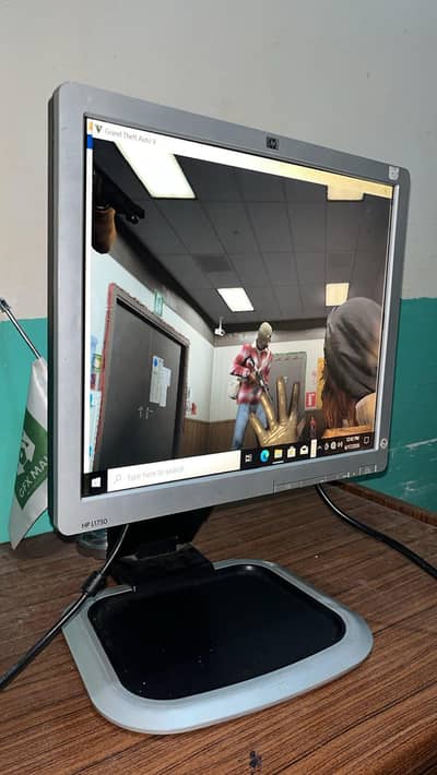 Hp L1750 LCD