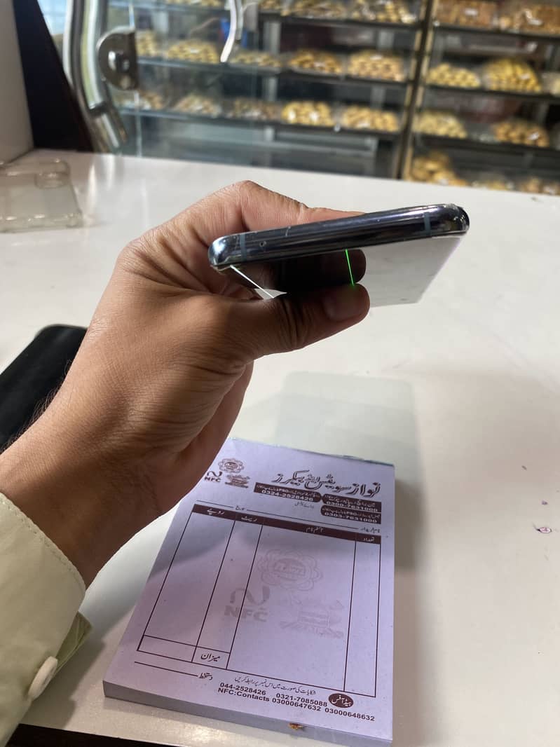 One Plus 9 Pro 5