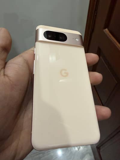 Google Pixel 8