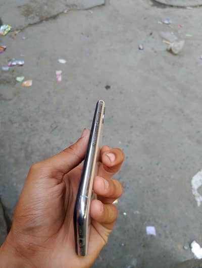 Apple iPhone X