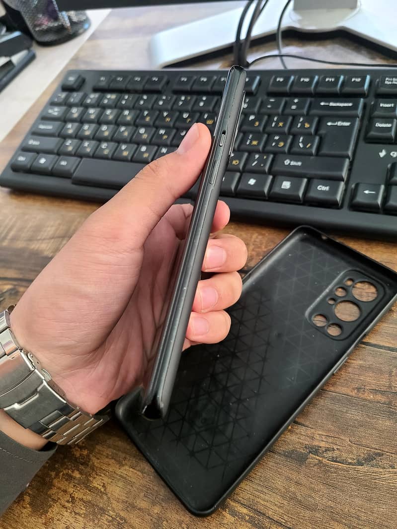 One Plus 9 Pro 5