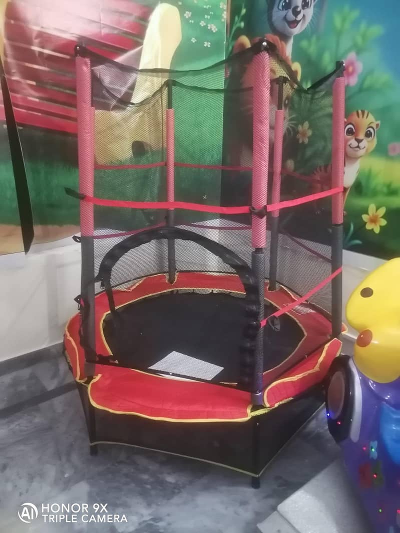 Trampoline 11