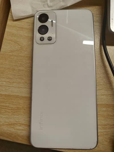 Infinix Hot 12