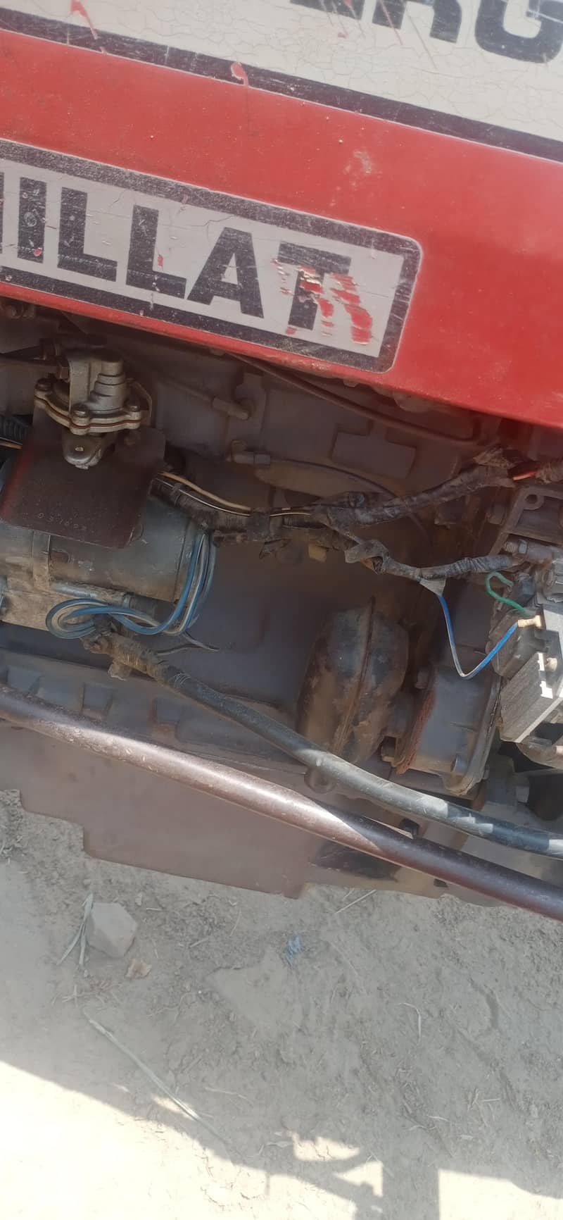 MF 240 model 2002 10