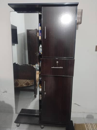 mirror storage
