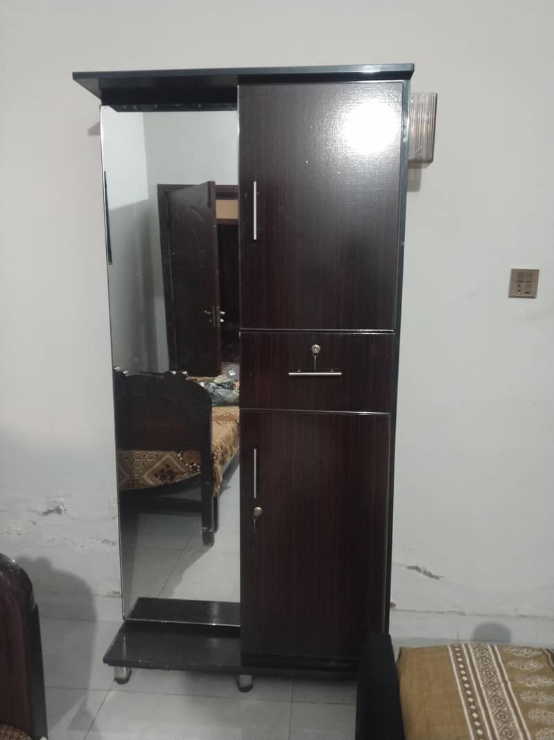 mirror storage 1
