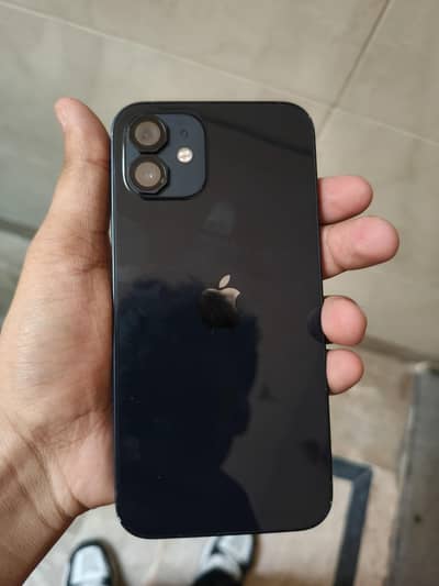Apple iPhone 12