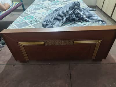 Single Bed With Matress. 03028386316 husnain, 03006906207 Zark