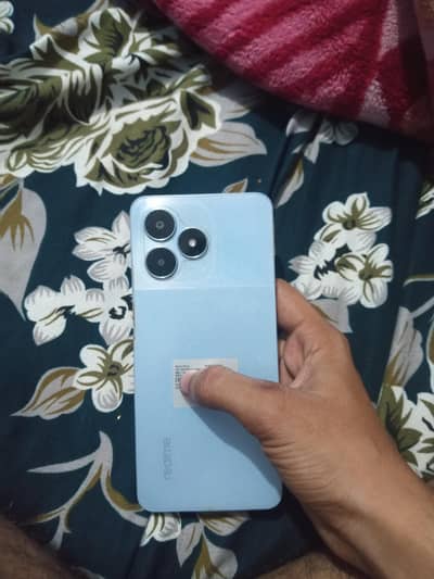 Realme c53