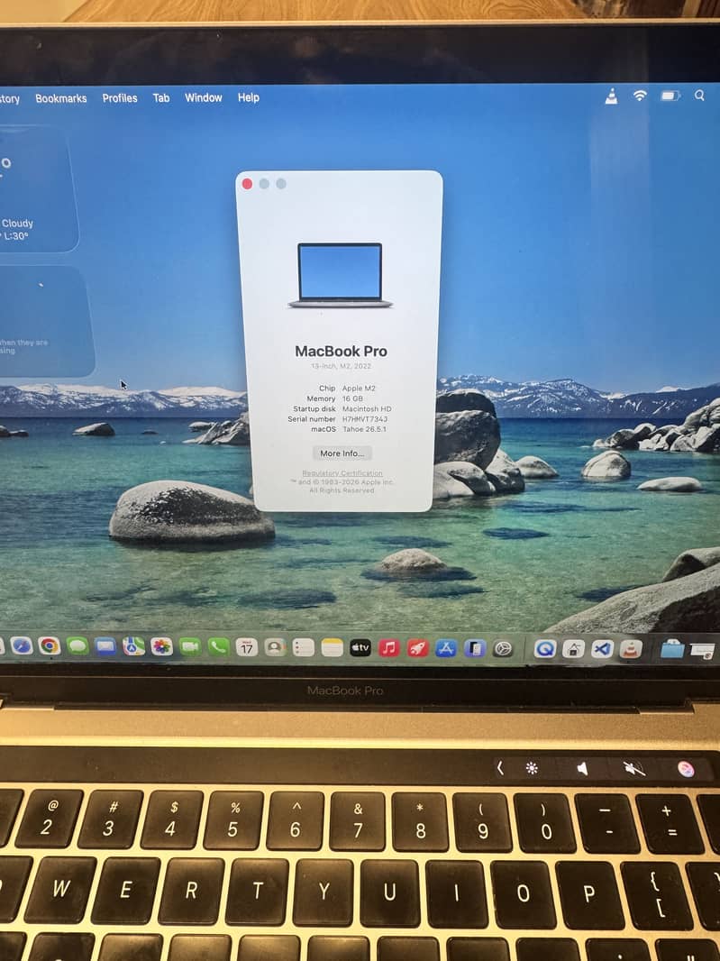 MacBook Pro M2 1