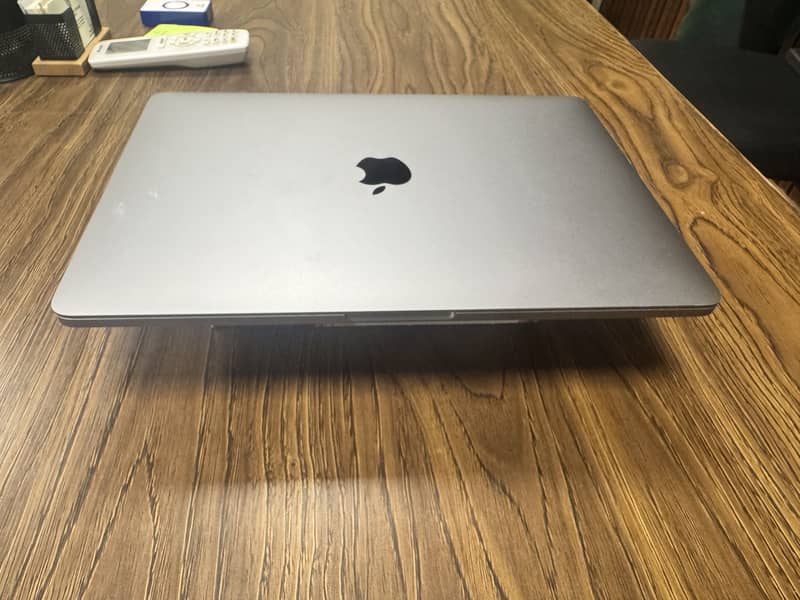 MacBook Pro M2 2