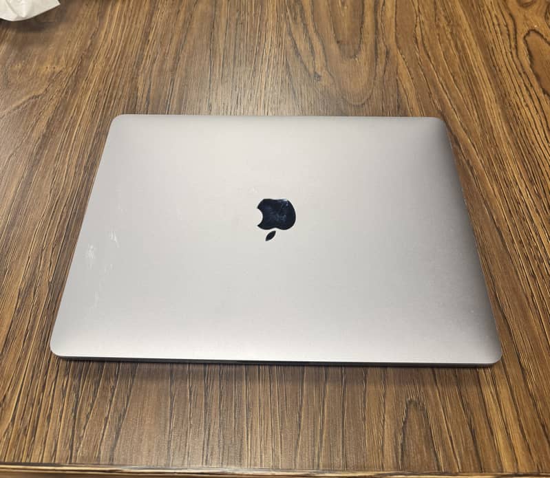 MacBook Pro M2 5