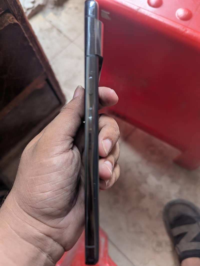 Google Pixel 8 Pro 2