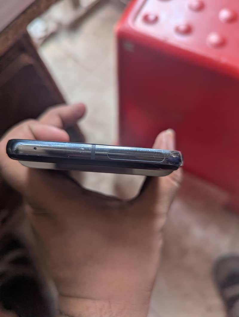 Google Pixel 8 Pro 5