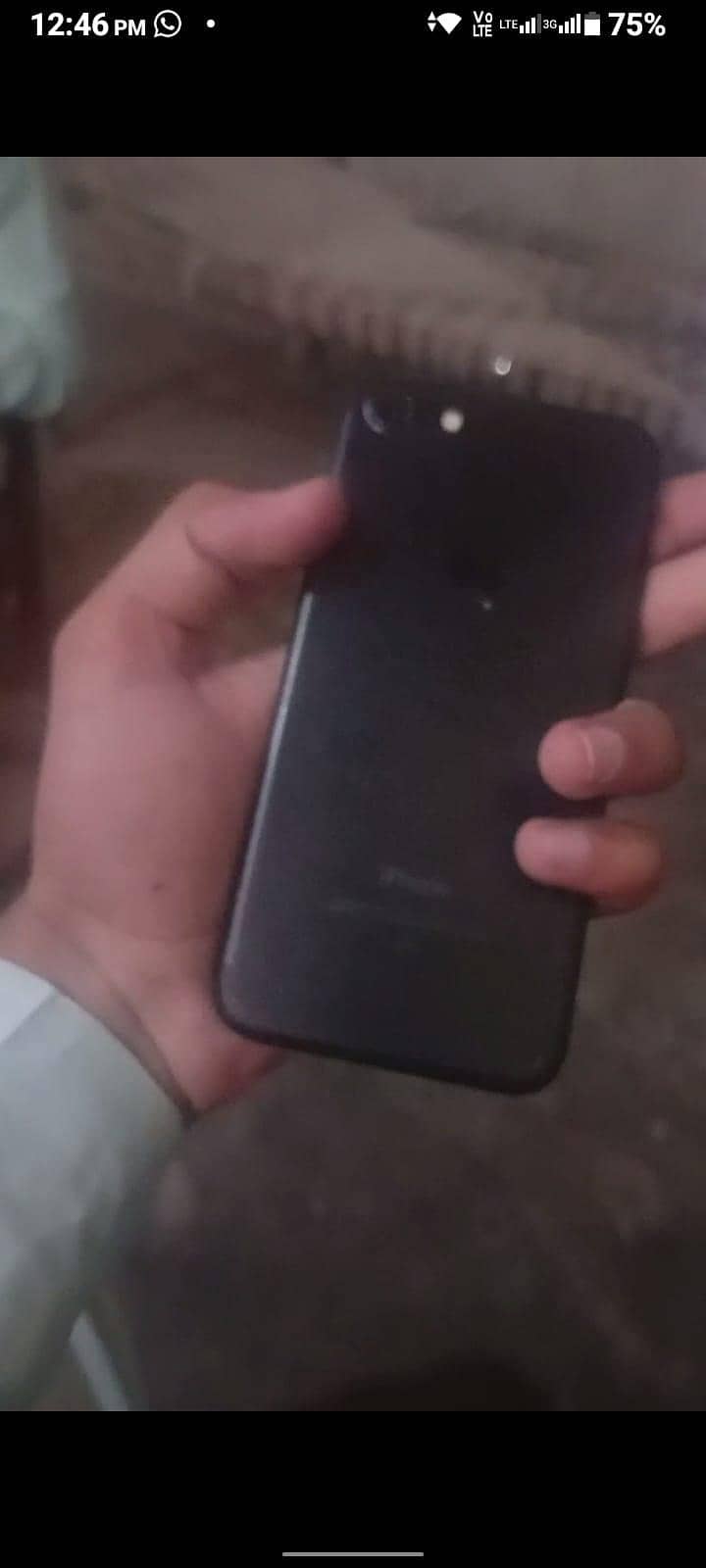 iPhone 7 4
