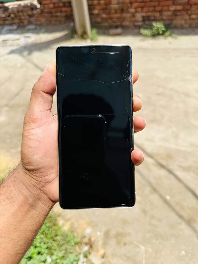 Google Pixel 7 Pro 6