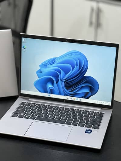 HP Zbook Firefly 14 G9 i7 1270P 12th gen- 16GB DDR5 Laptop