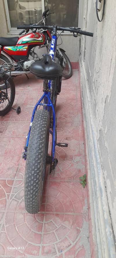 fat tyre cycle for sale whatsapp number 0-3-2-1-8-8-7-9-1-1-1