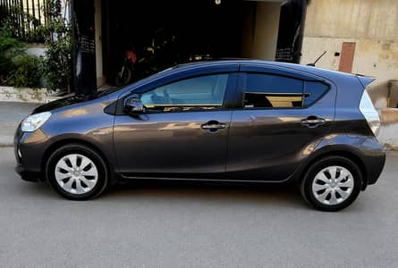 Toyota Aqua 2013