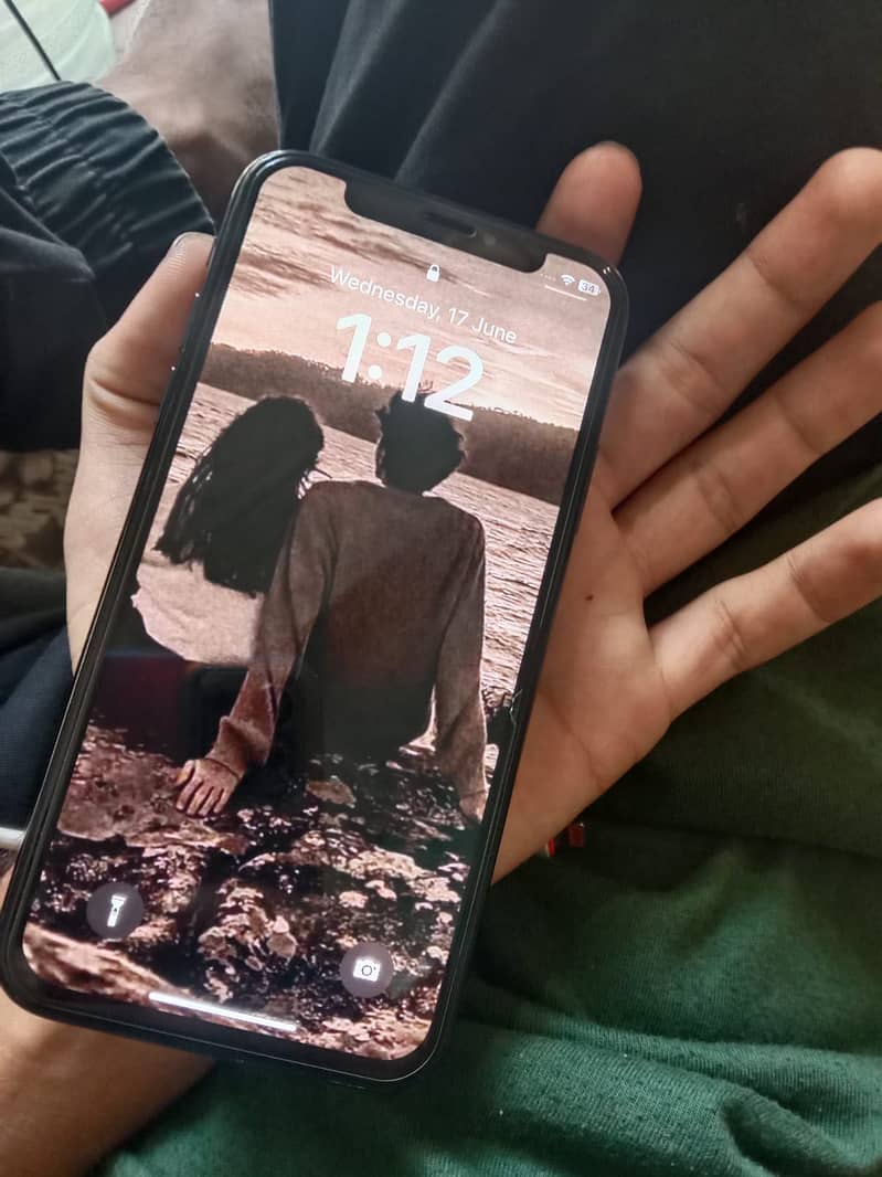 Apple iPhone X 5