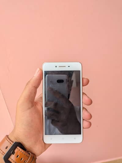 OPPO A37