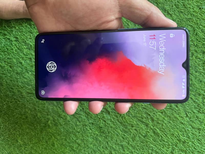 One Plus 7T 1
