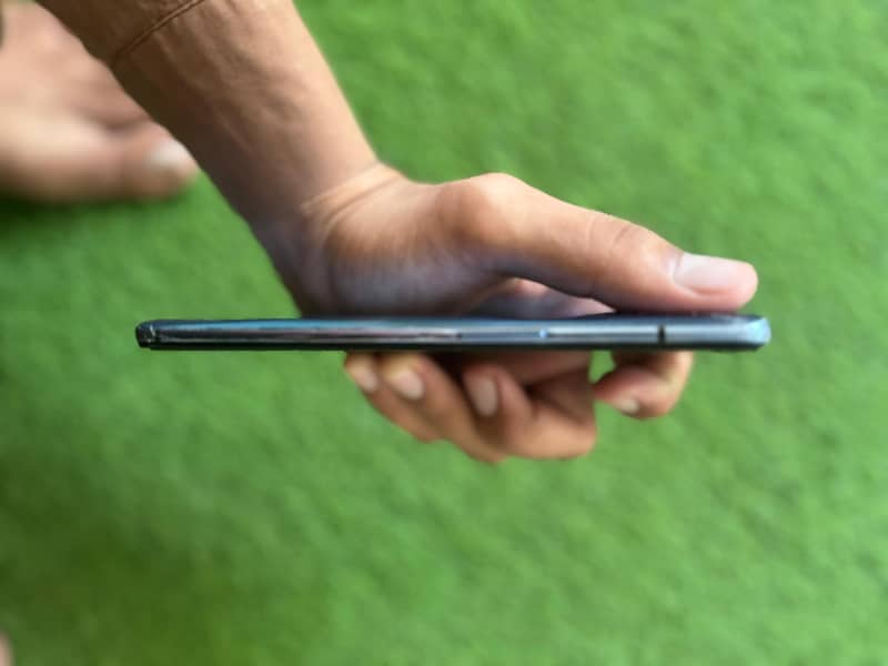 One Plus 7T 3