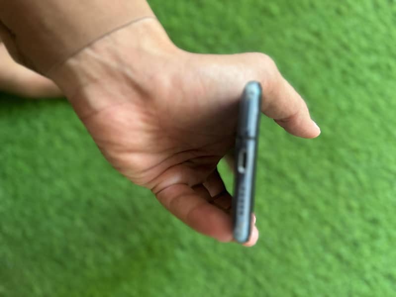 One Plus 7T 4