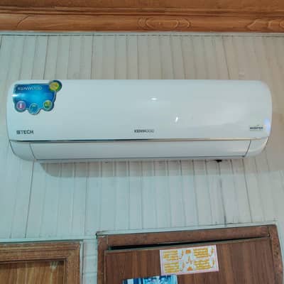 Kenwood good condition Ac for sale 03057274099
