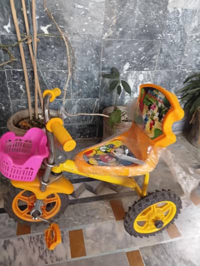 Tricycle ,, Baby Swing and imp0rted skatting Shoes