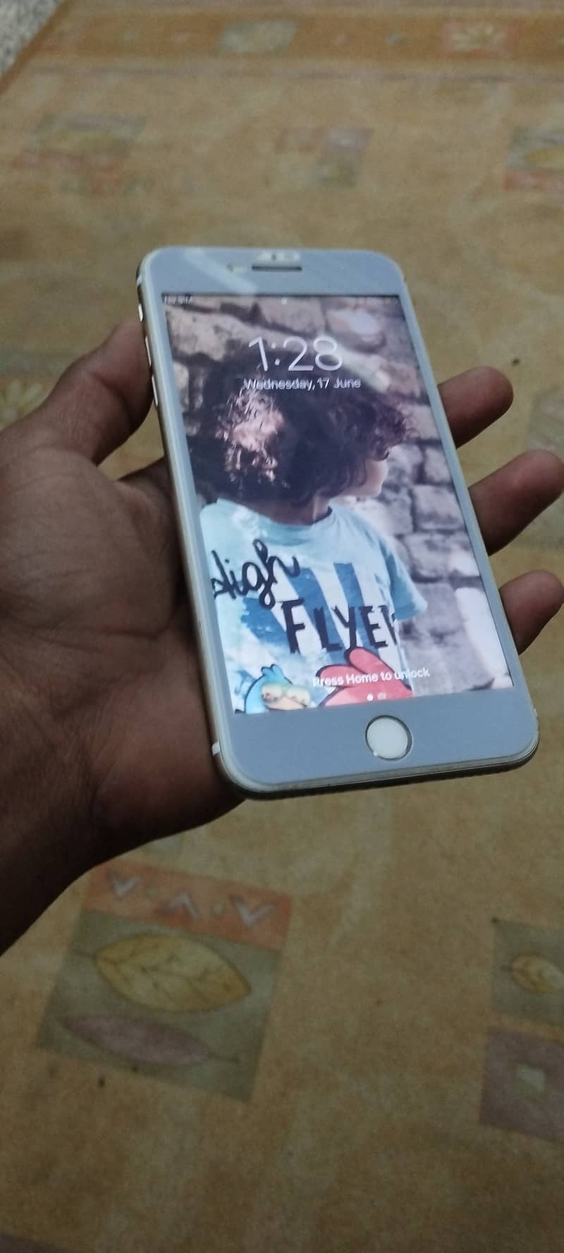 Apple iPhone 7 Plus 1