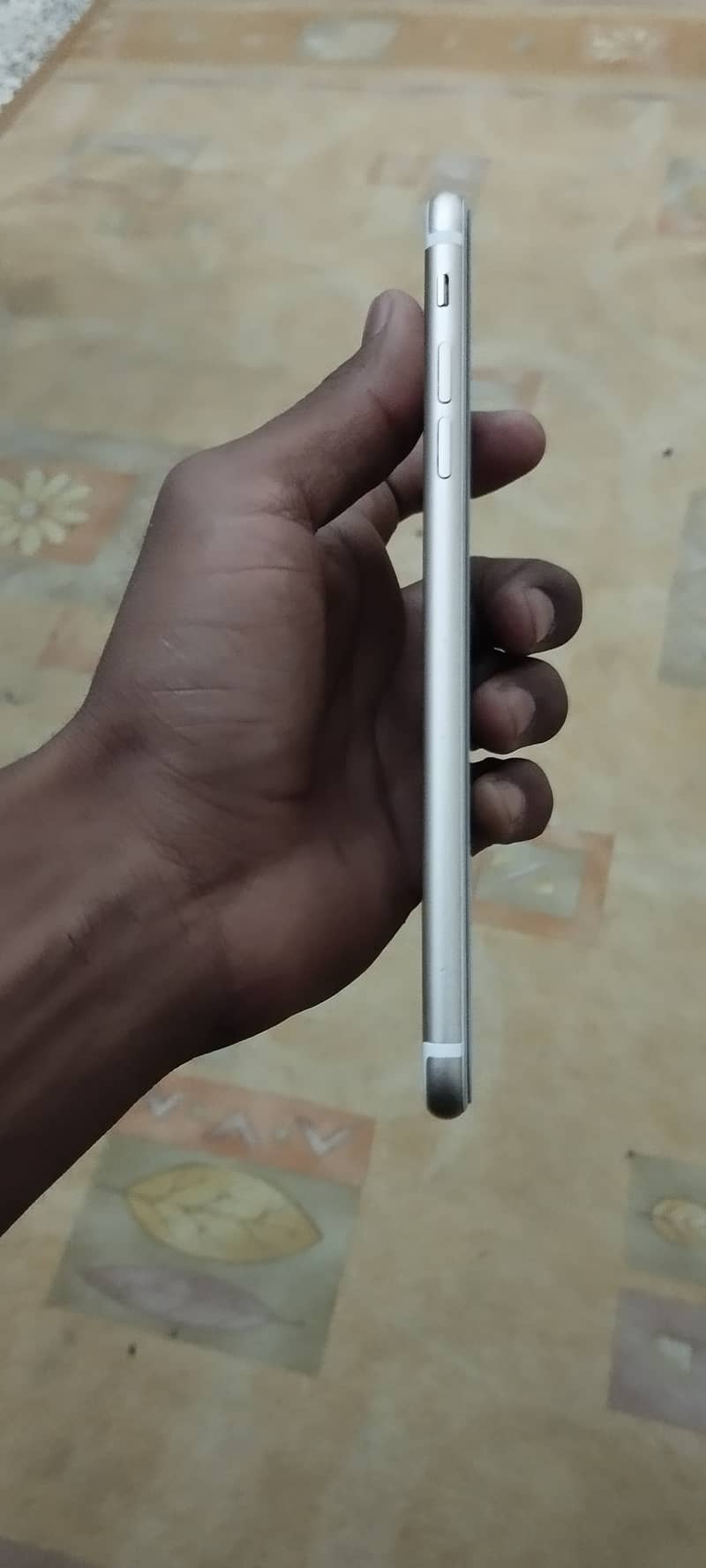 Apple iPhone 7 Plus 2