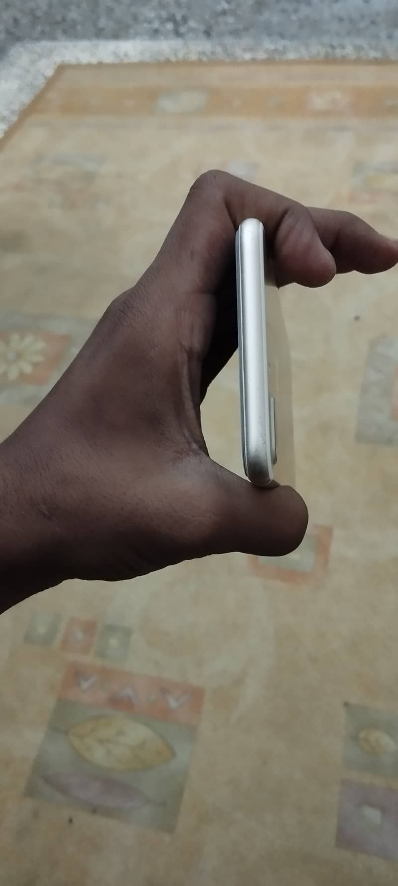 Apple iPhone 7 Plus 5