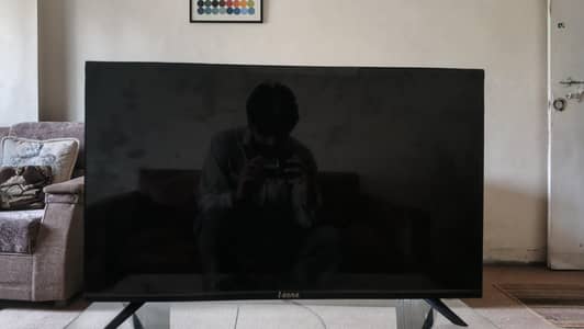 Izone 32 Inch LED 1080p