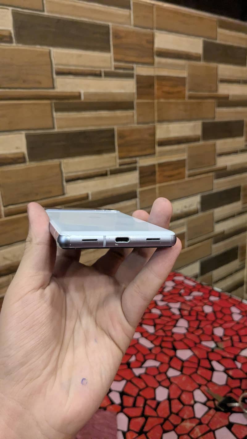 Google Pixel 7a 1