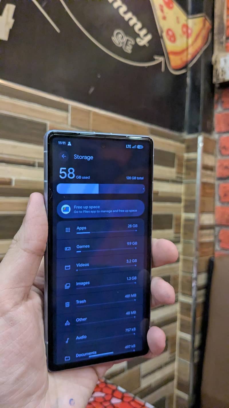 Google Pixel 7a 3