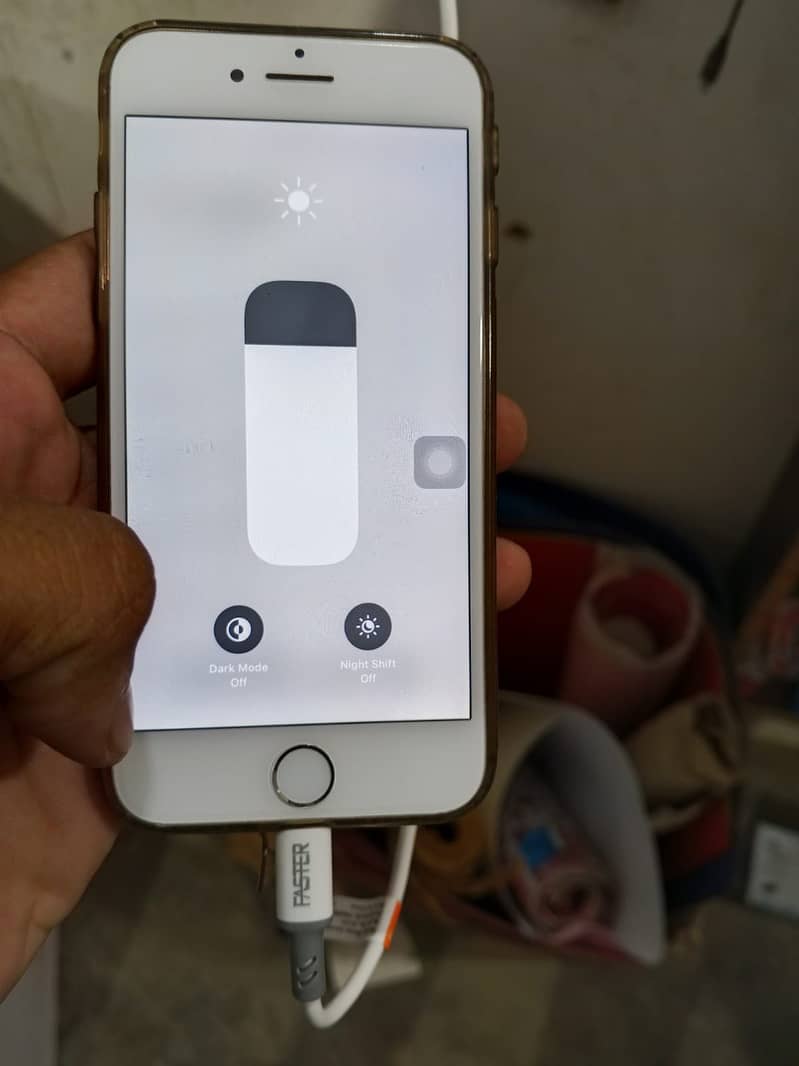 Apple iPhone 7 2