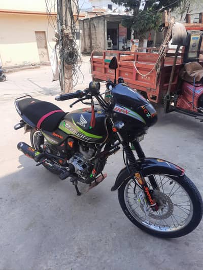 Honda 125 deluxe for sale