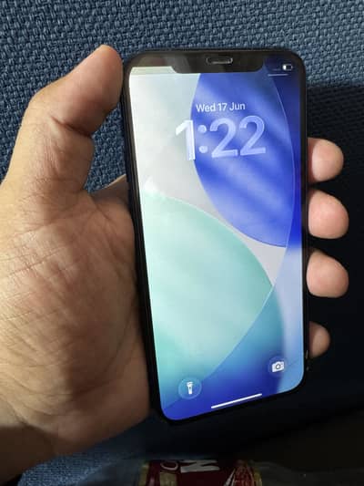 Apple iPhone 12