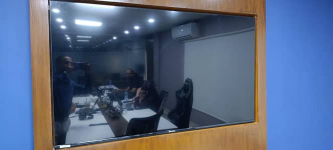 EcoStar 65Inches 4K display