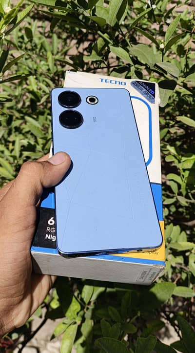 Tecno CAMON 20 8/256 With Box Red Description