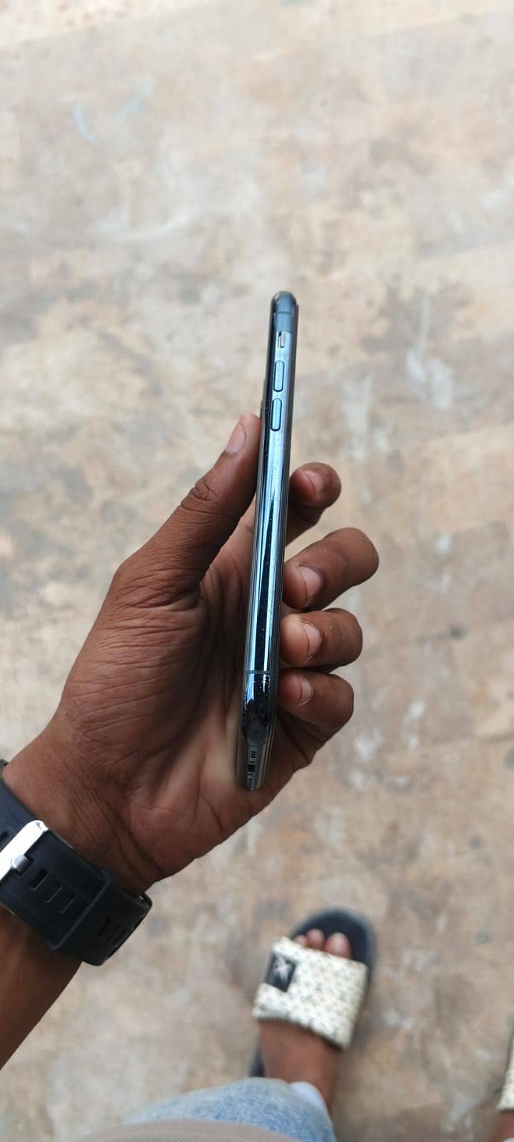 Apple iPhone 11 Pro 2