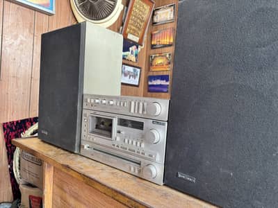 JVC and pioneer speakers