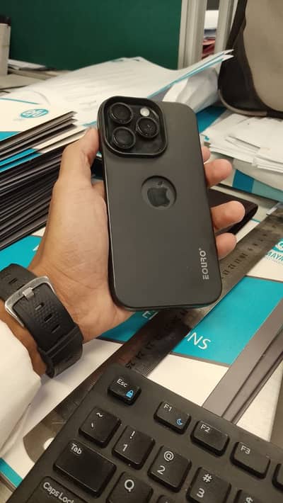 Apple iPhone 16 Pro