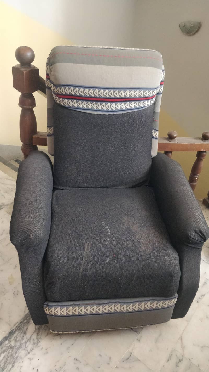 sofa chairs 0